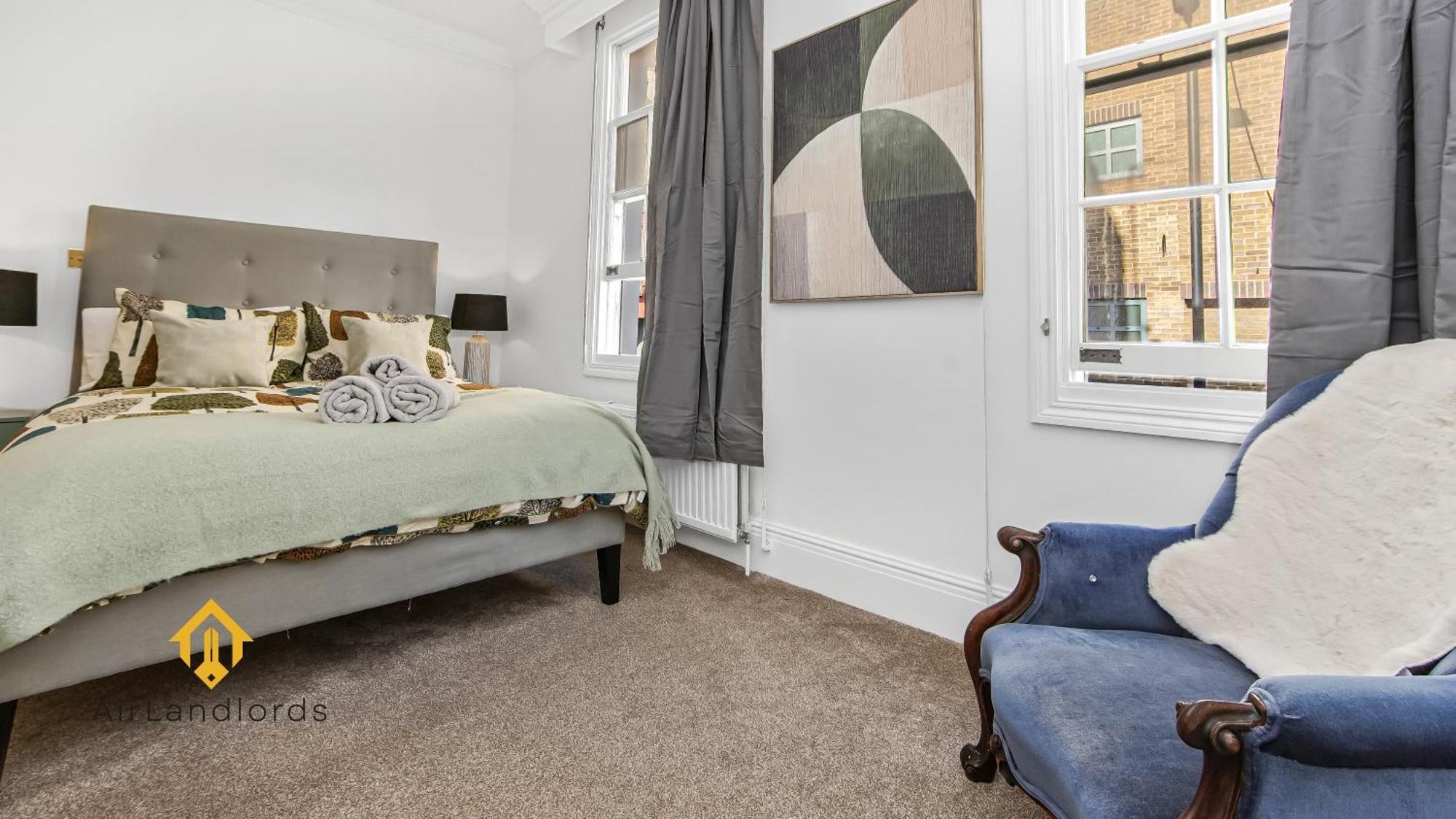 Exceptional 4 Bedroom House Paddington Station! Лондон Екстериор снимка